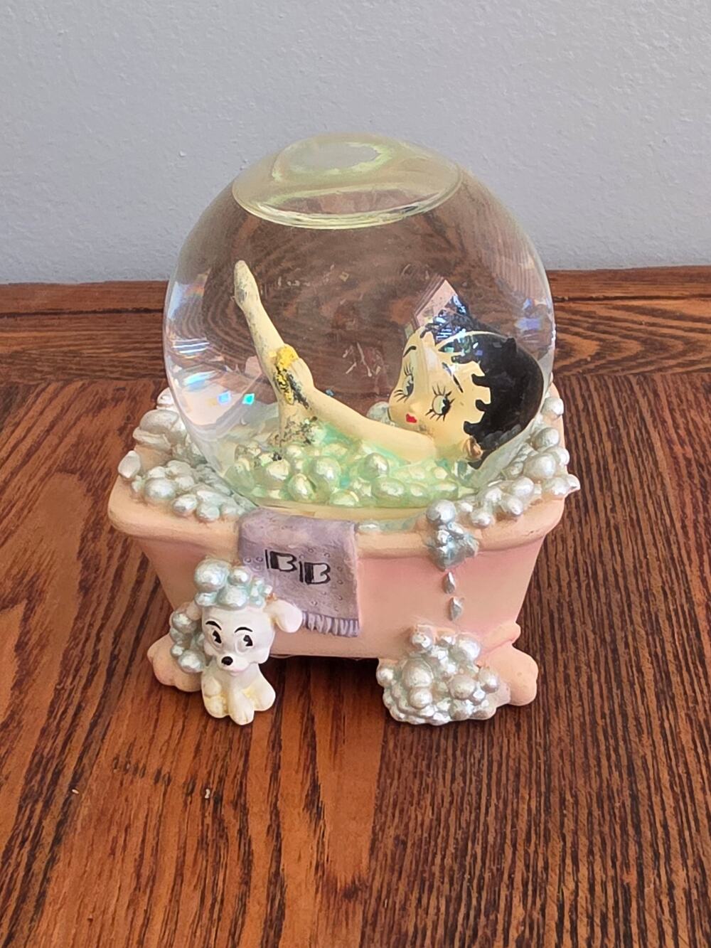 Vtg 1999 Westland Giftware Betty Boop "Bubbles for Betty" Snowglobe Figurine